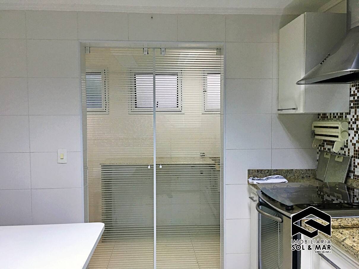 Apartamento à venda com 3 quartos, 140m² - Foto 4