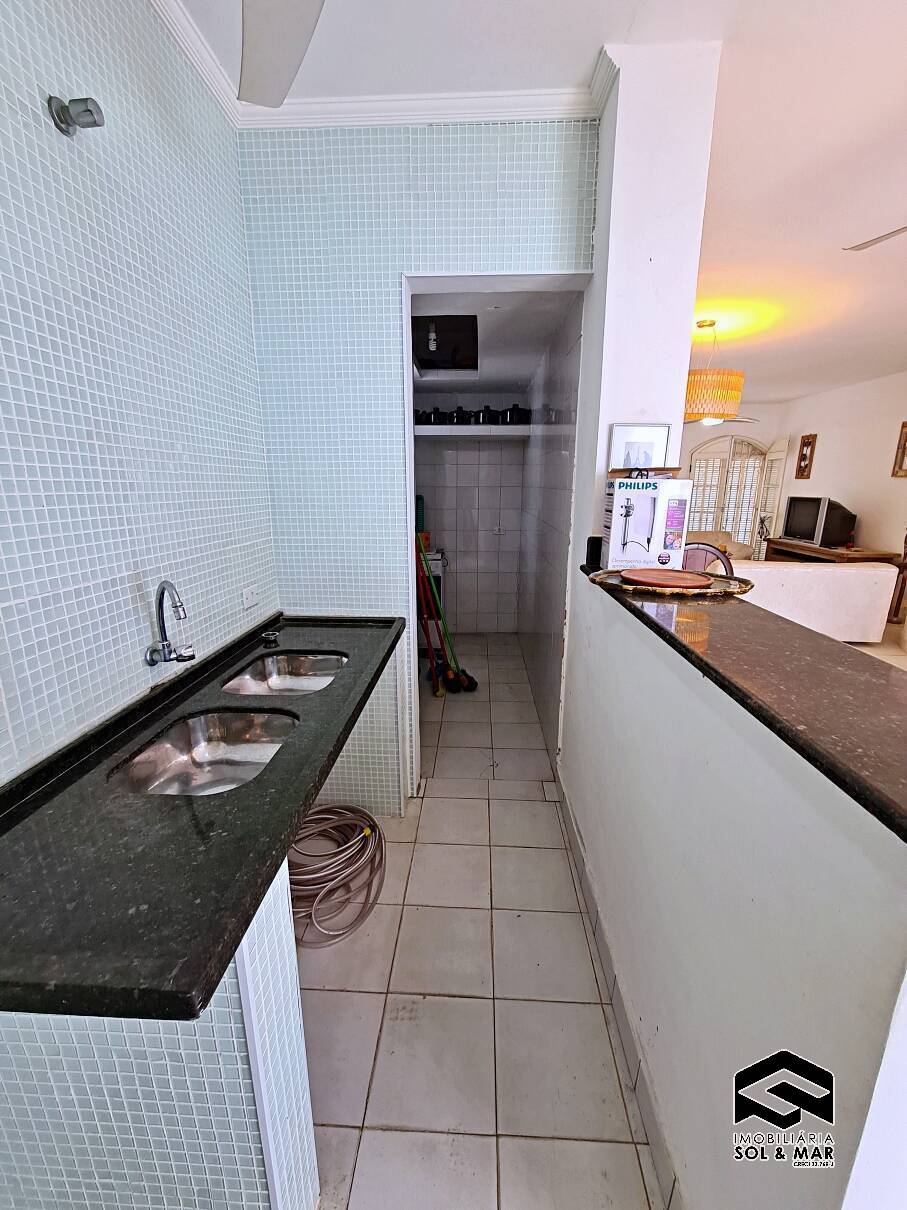 Casa à venda com 3 quartos, 200m² - Foto 7