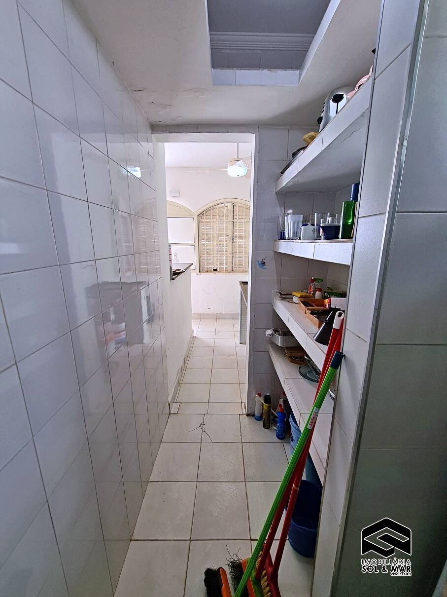 Casa à venda com 3 quartos, 200m² - Foto 8