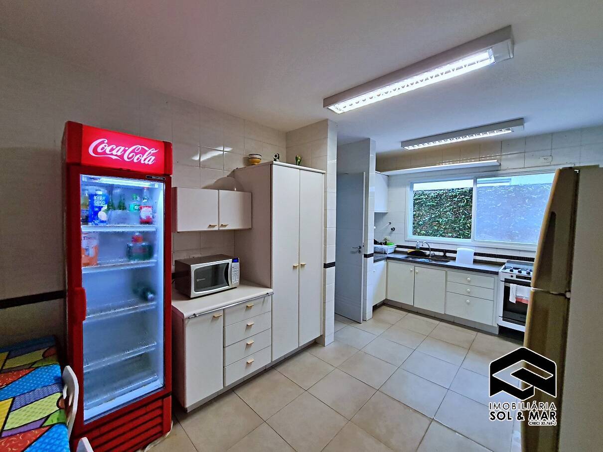 Casa à venda e aluguel com 5 quartos, 300m² - Foto 22