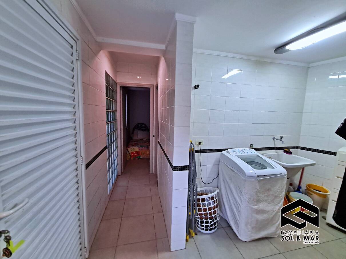 Casa à venda e aluguel com 5 quartos, 300m² - Foto 26