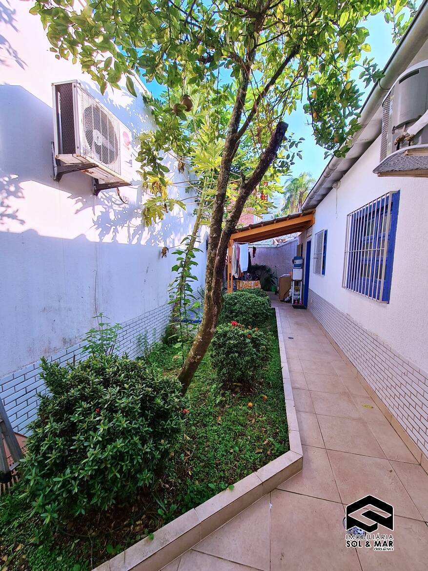 Casa à venda com 3 quartos, 200m² - Foto 57