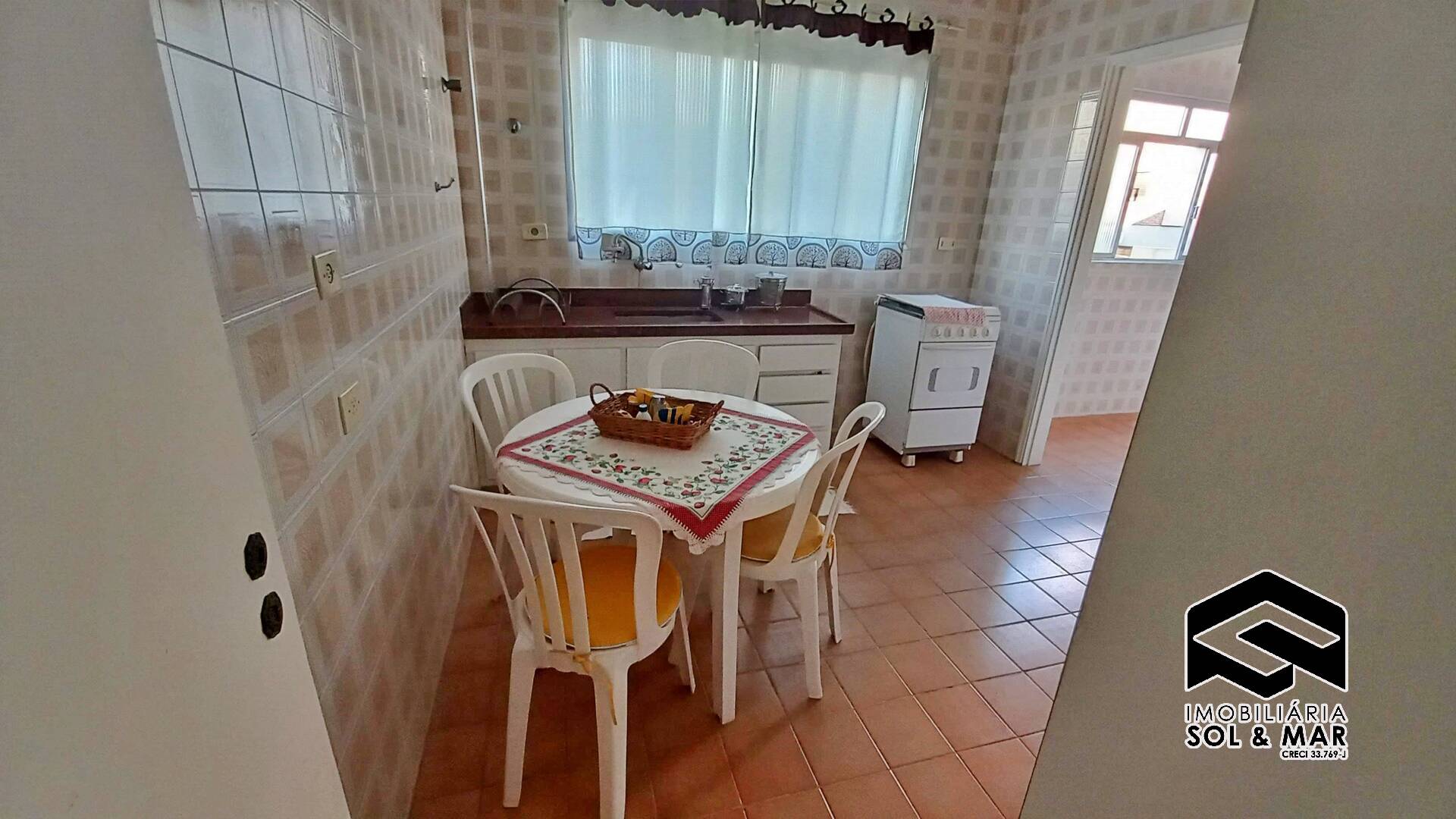 Apartamento à venda com 2 quartos, 80m² - Foto 11