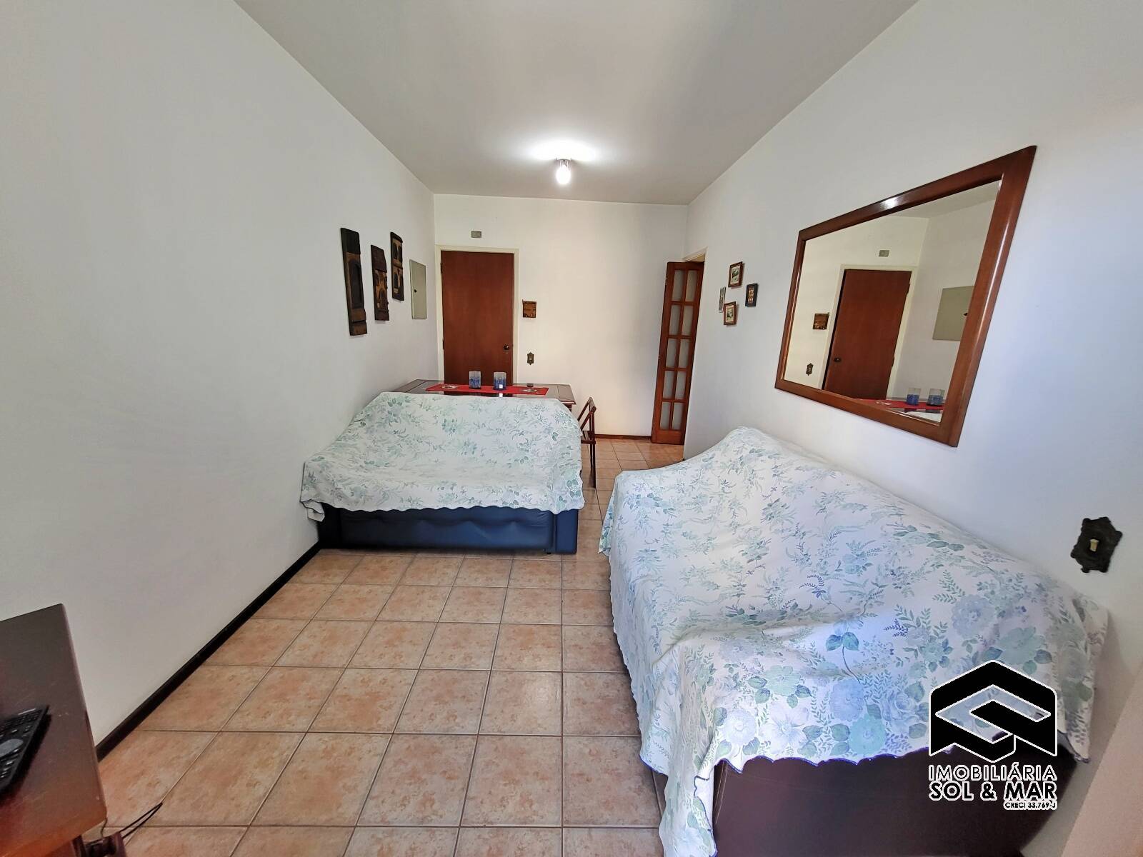 Apartamento à venda com 2 quartos, 60m² - Foto 1