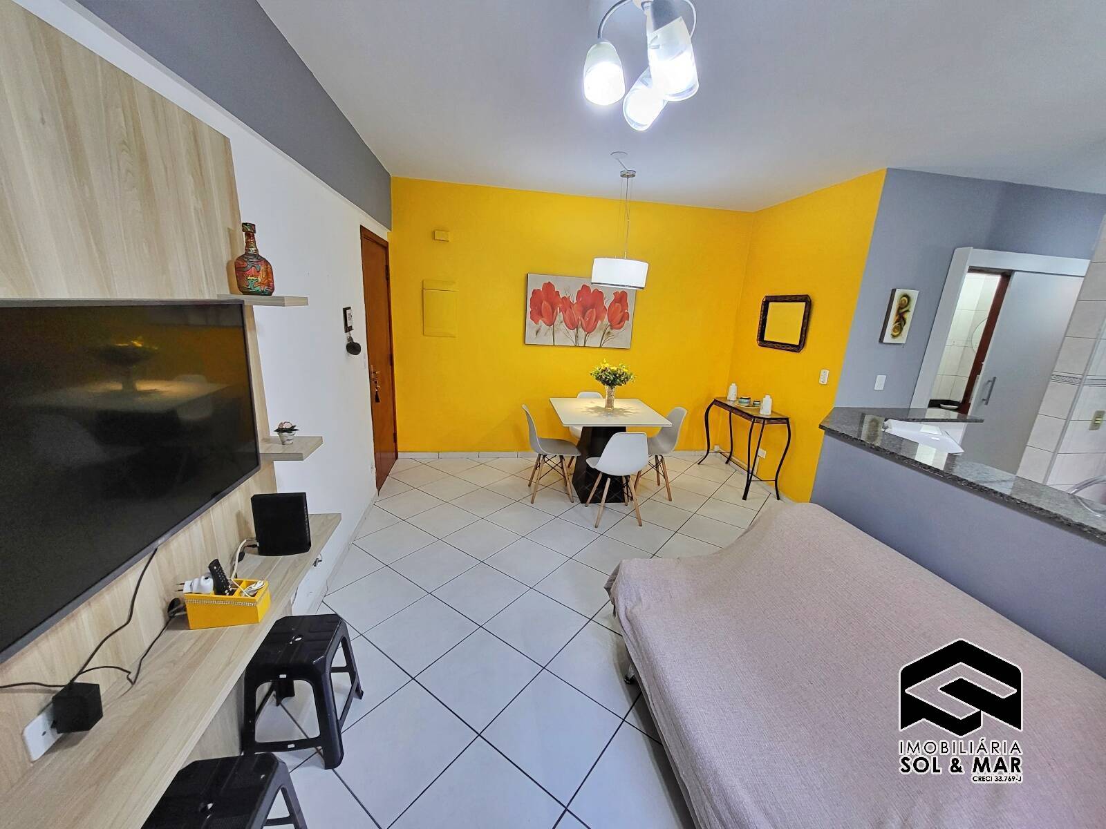 Apartamento à venda com 3 quartos, 70m² - Foto 1