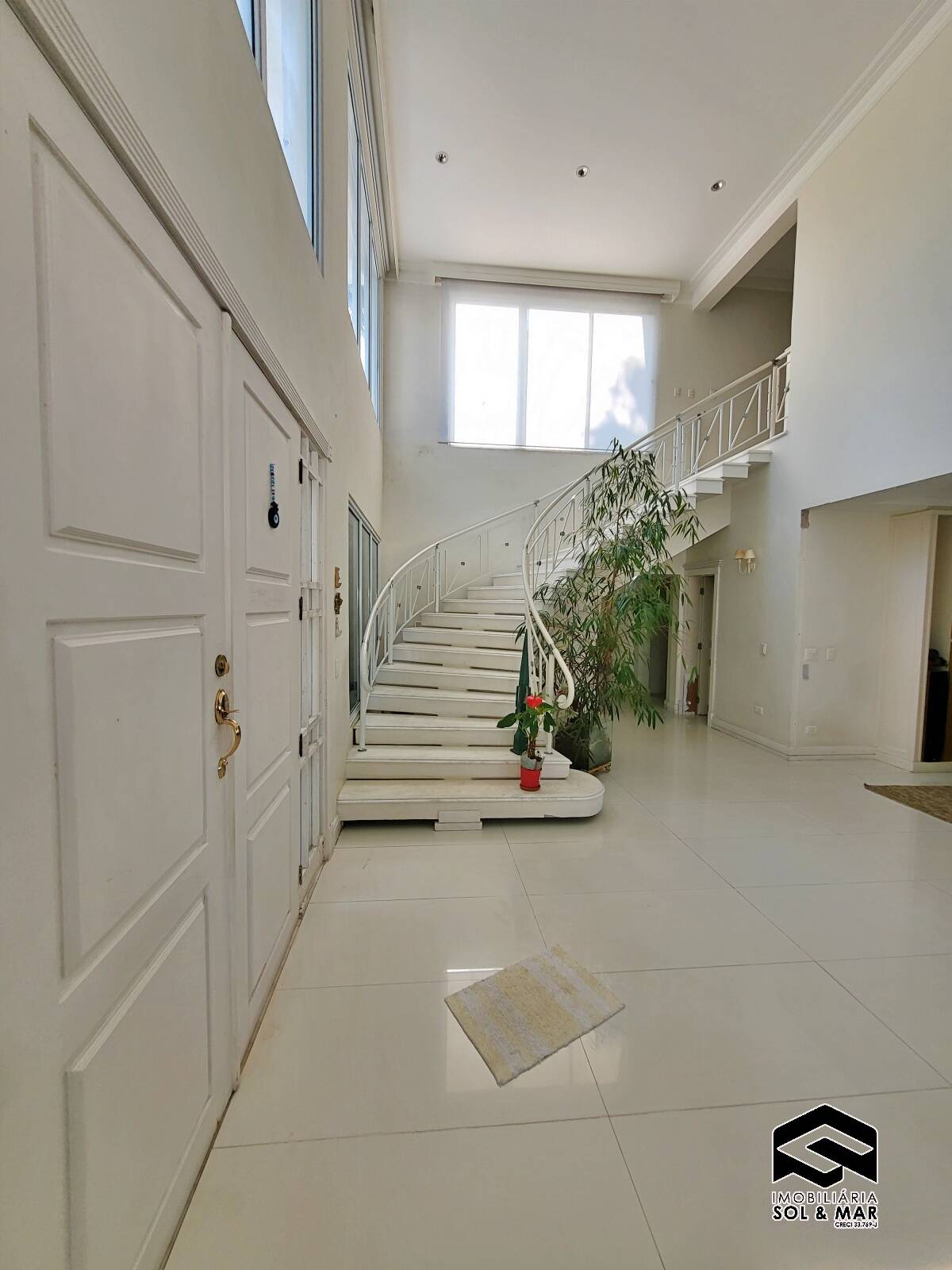 Casa à venda com 6 quartos, 1300m² - Foto 26