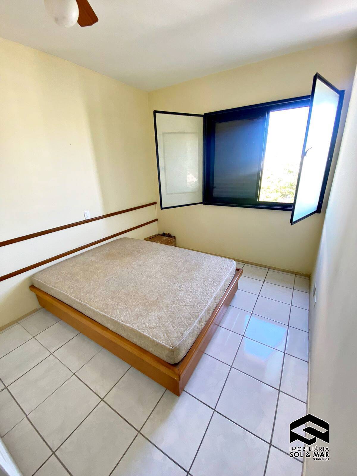 Apartamento à venda com 1 quarto, 45m² - Foto 8