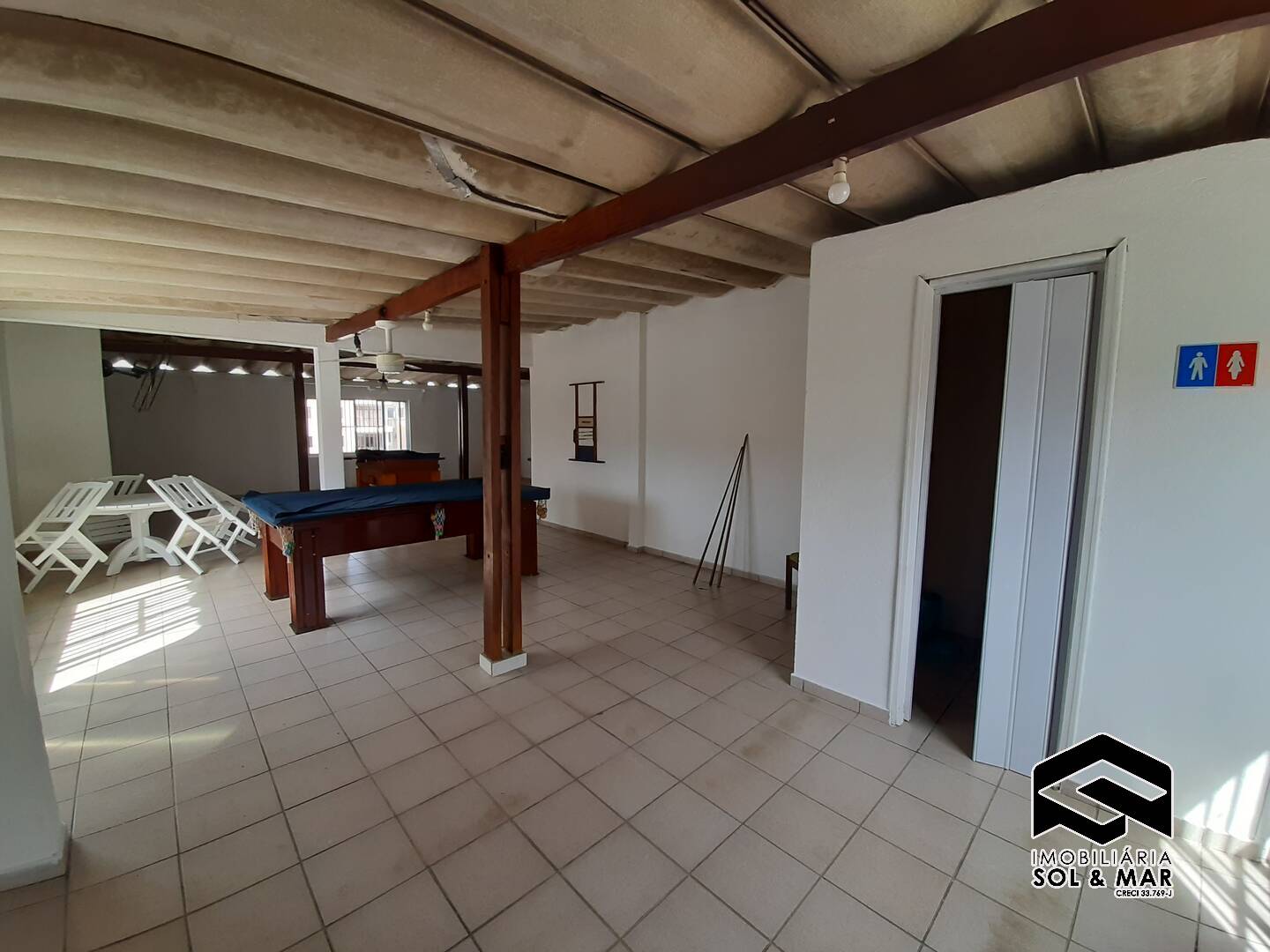 Apartamento à venda com 2 quartos, 70m² - Foto 32