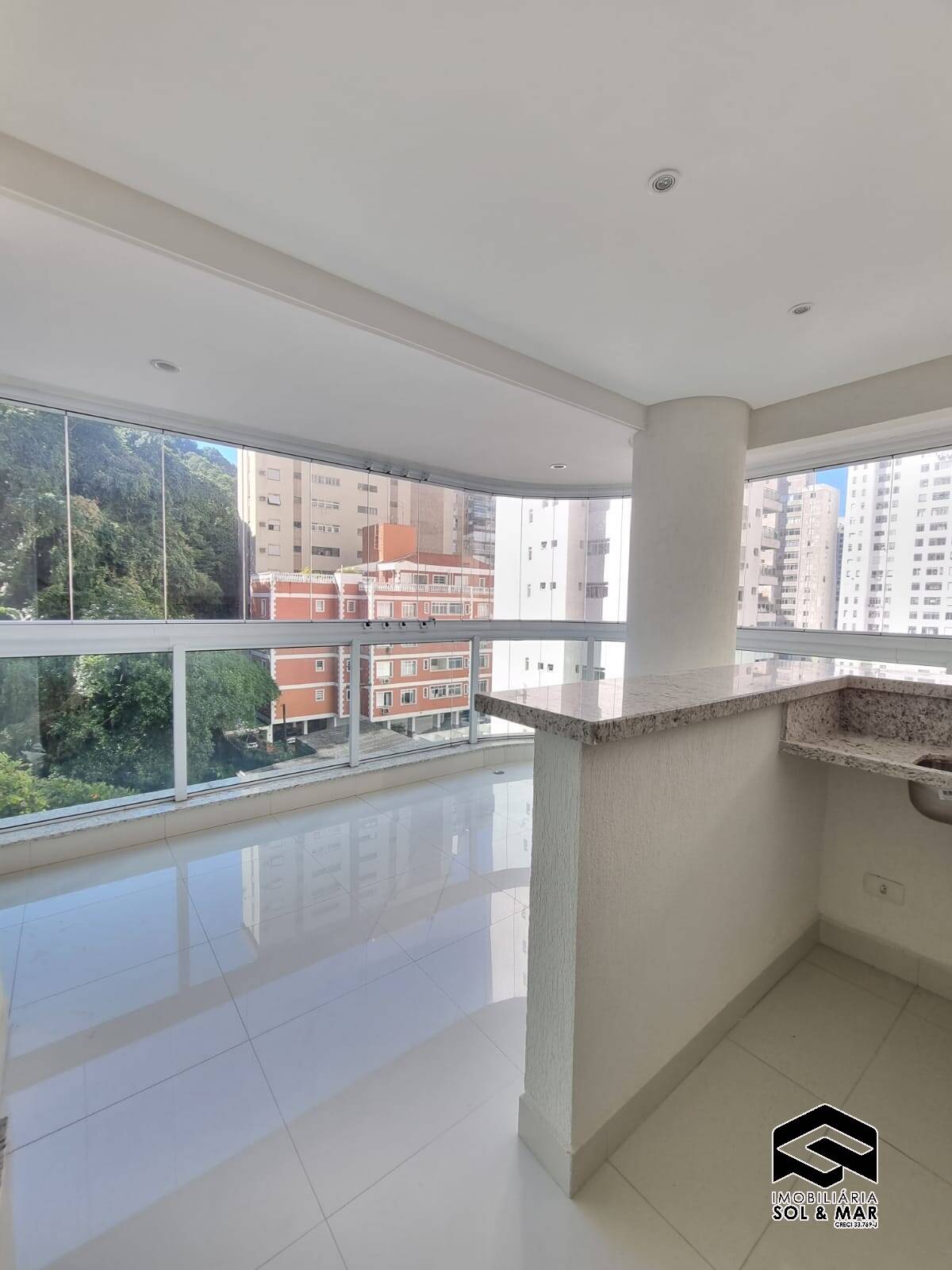 Apartamento à venda com 4 quartos, 175m² - Foto 5