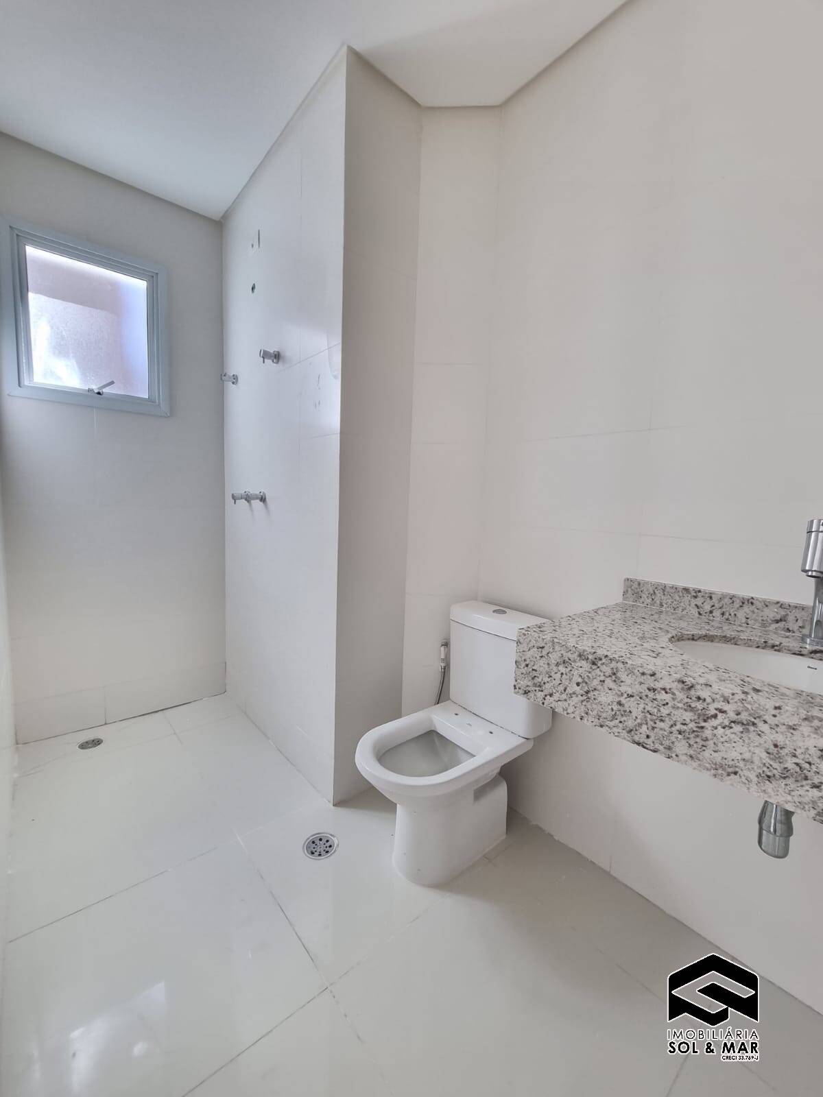 Apartamento à venda com 4 quartos, 175m² - Foto 18