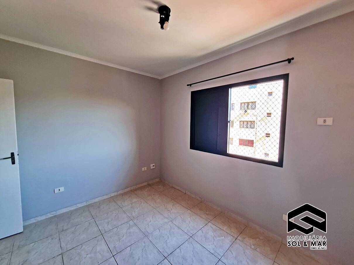 Apartamento à venda com 2 quartos, 70m² - Foto 11