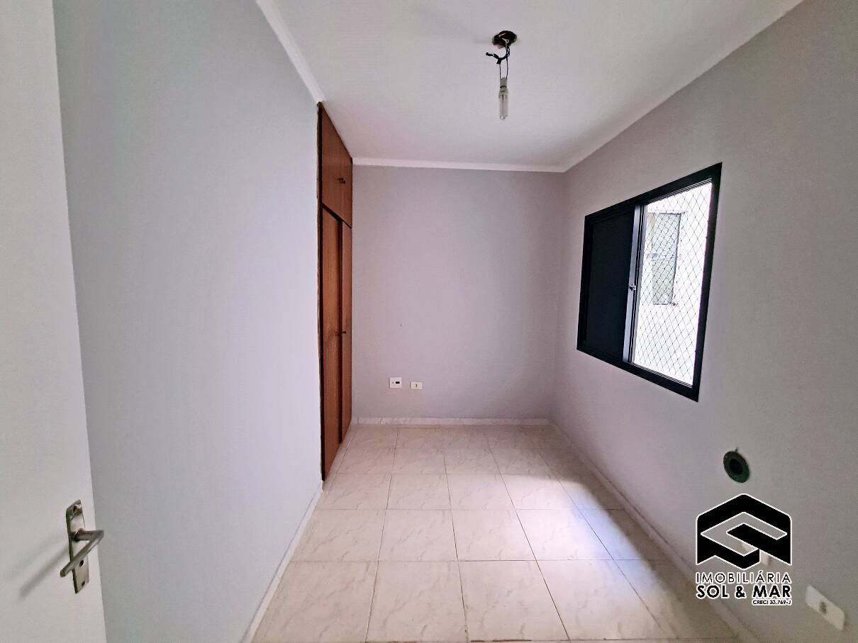 Apartamento à venda com 2 quartos, 70m² - Foto 13