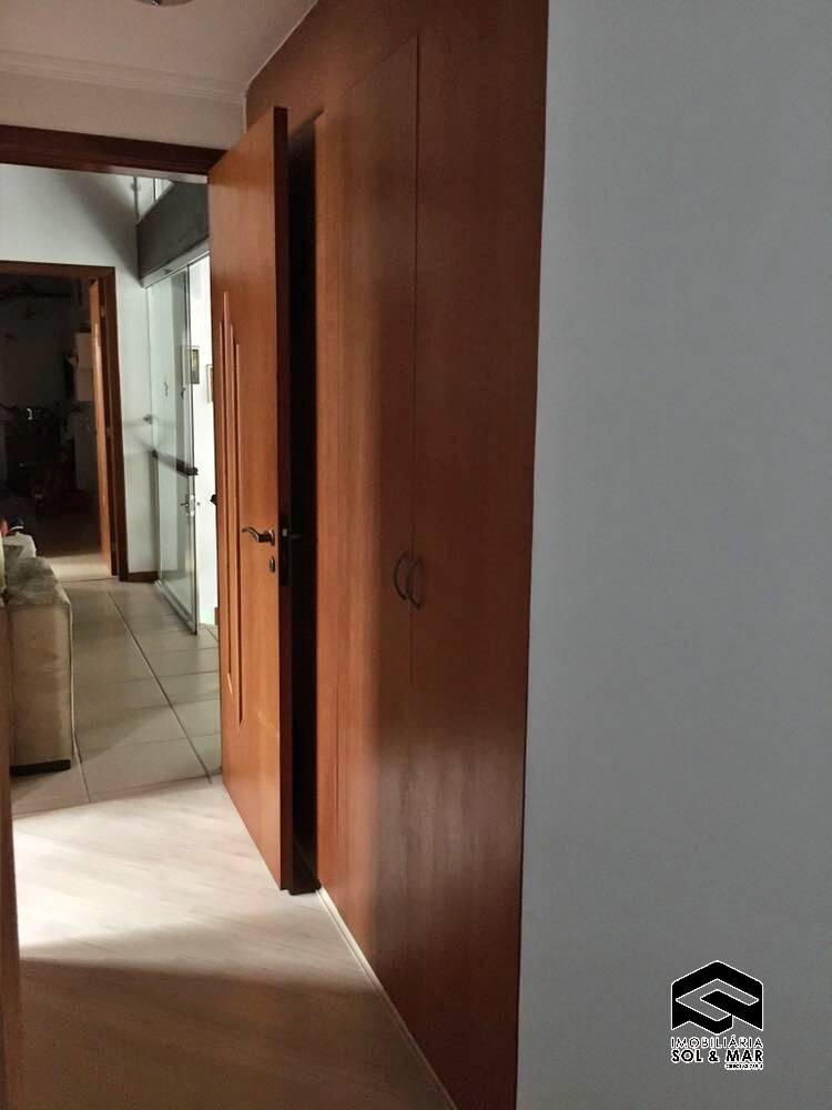 Casa à venda com 3 quartos, 277m² - Foto 28