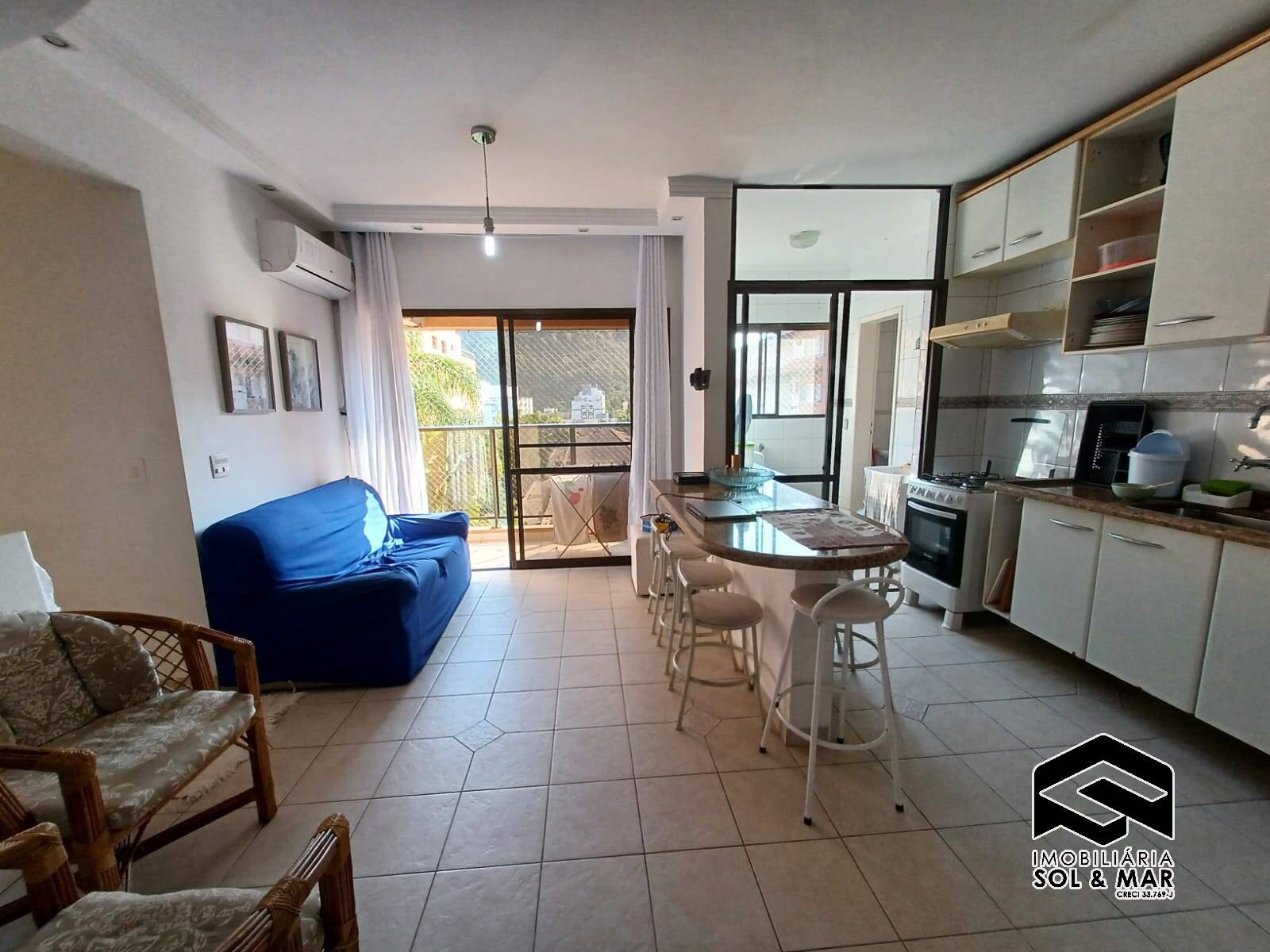 Apartamento à venda com 3 quartos, 171m² - Foto 2