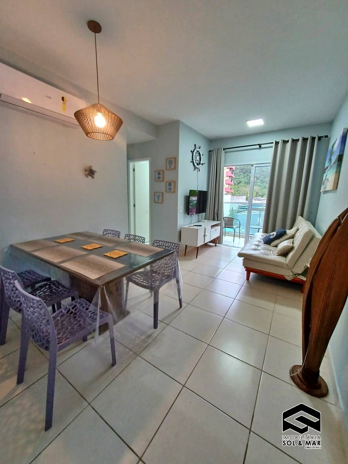 Apartamento à venda com 2 quartos, 60m² - Foto 1