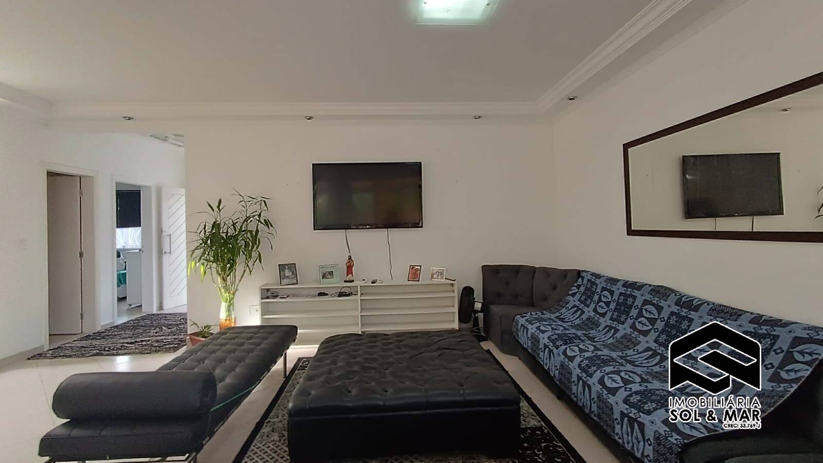 Casa à venda com 4 quartos, 230m² - Foto 9