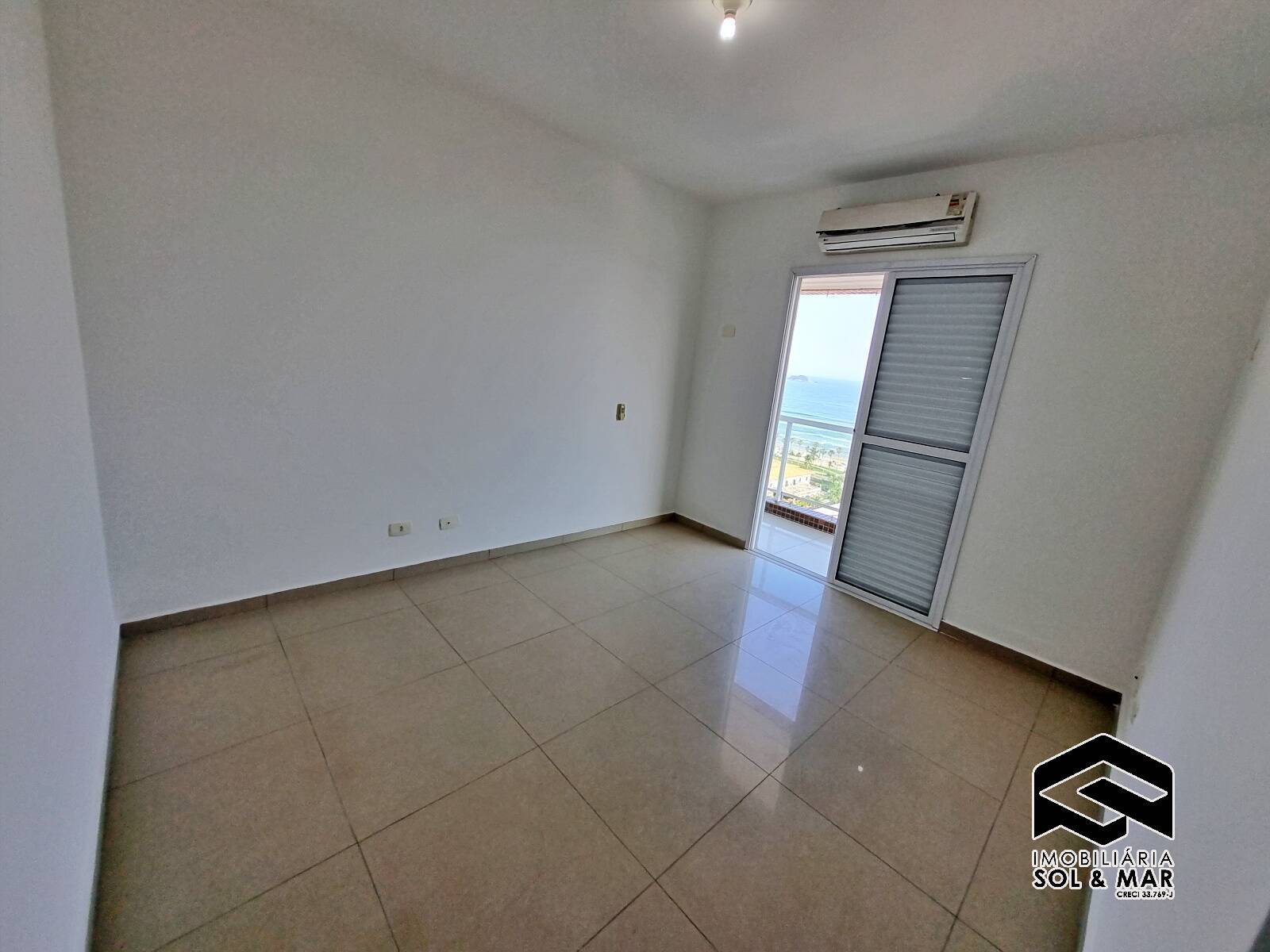 Apartamento à venda com 3 quartos, 96m² - Foto 11