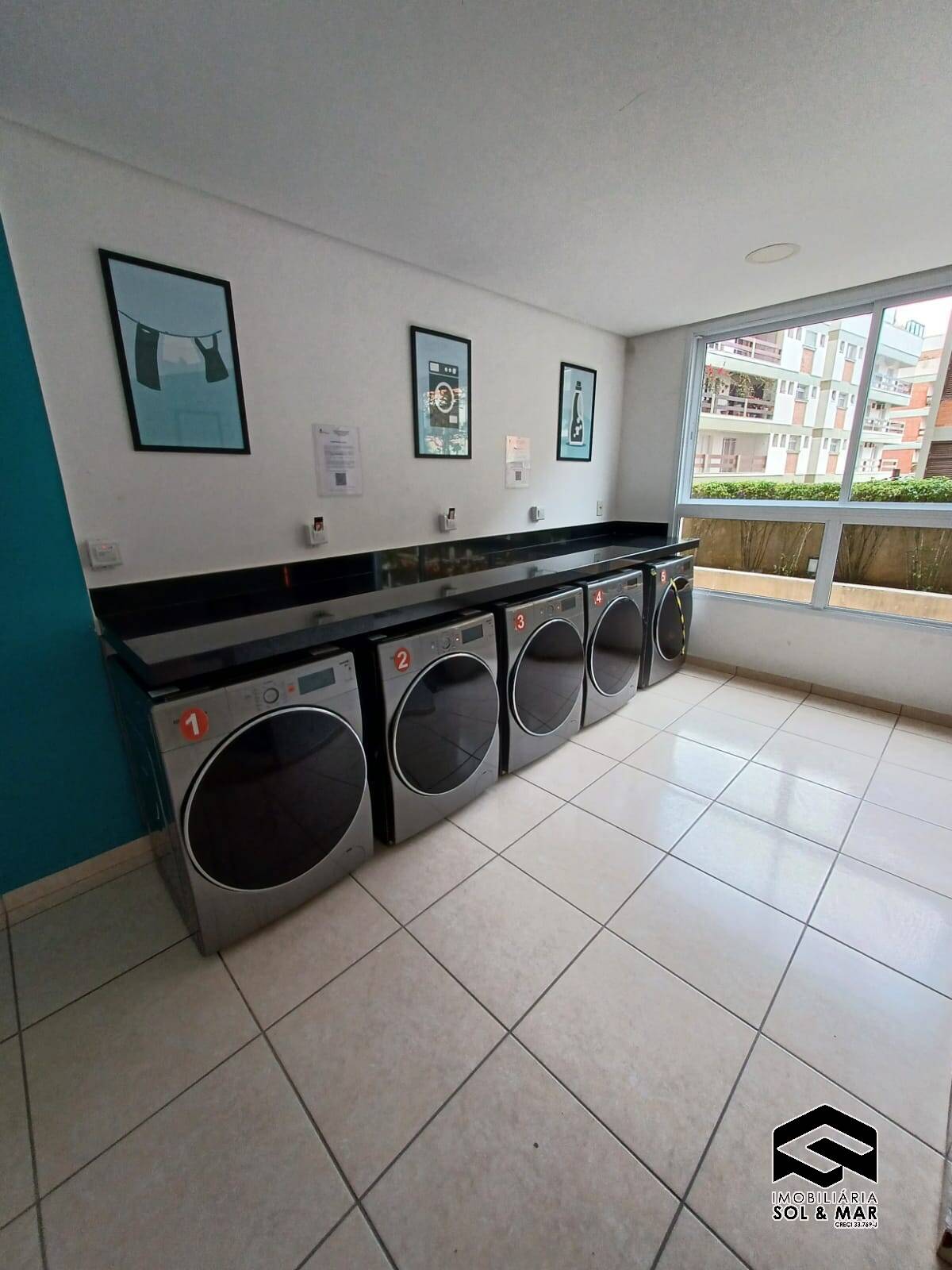 Apartamento à venda com 2 quartos, 70m² - Foto 23