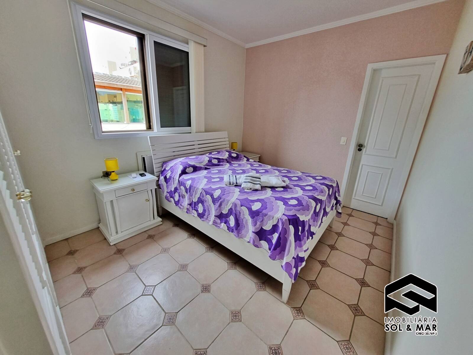 Apartamento à venda com 3 quartos, 216m² - Foto 11