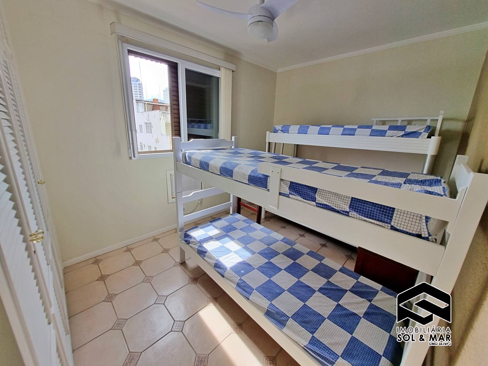 Apartamento à venda com 3 quartos, 216m² - Foto 14