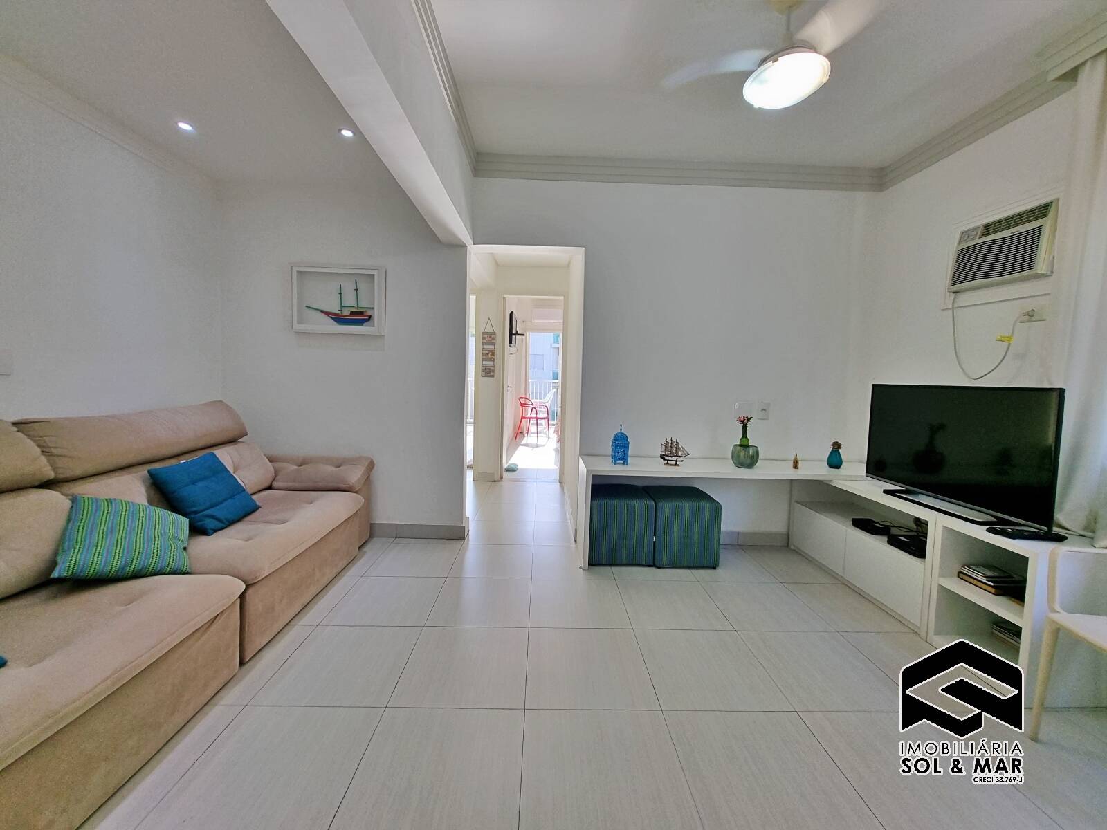 Apartamento à venda com 2 quartos, 75m² - Foto 3