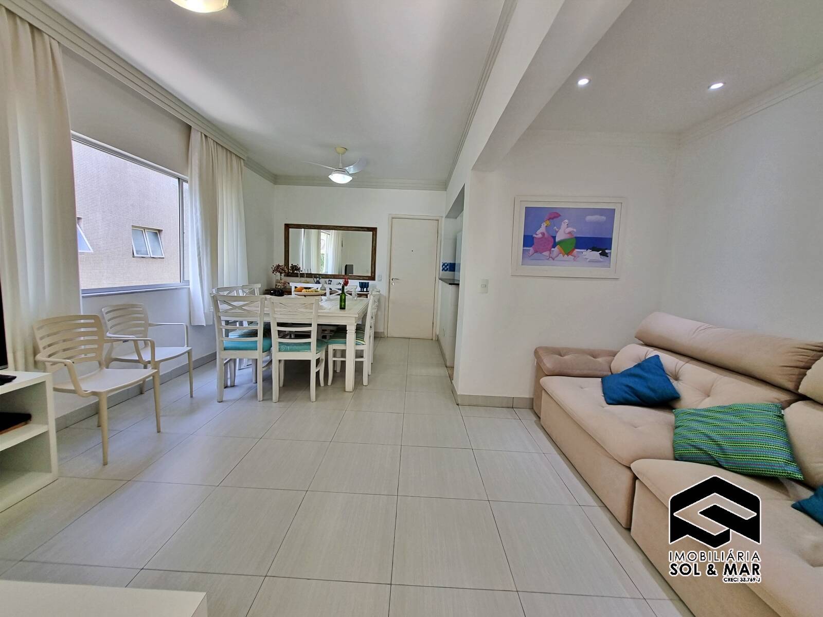 Apartamento à venda com 2 quartos, 75m² - Foto 1