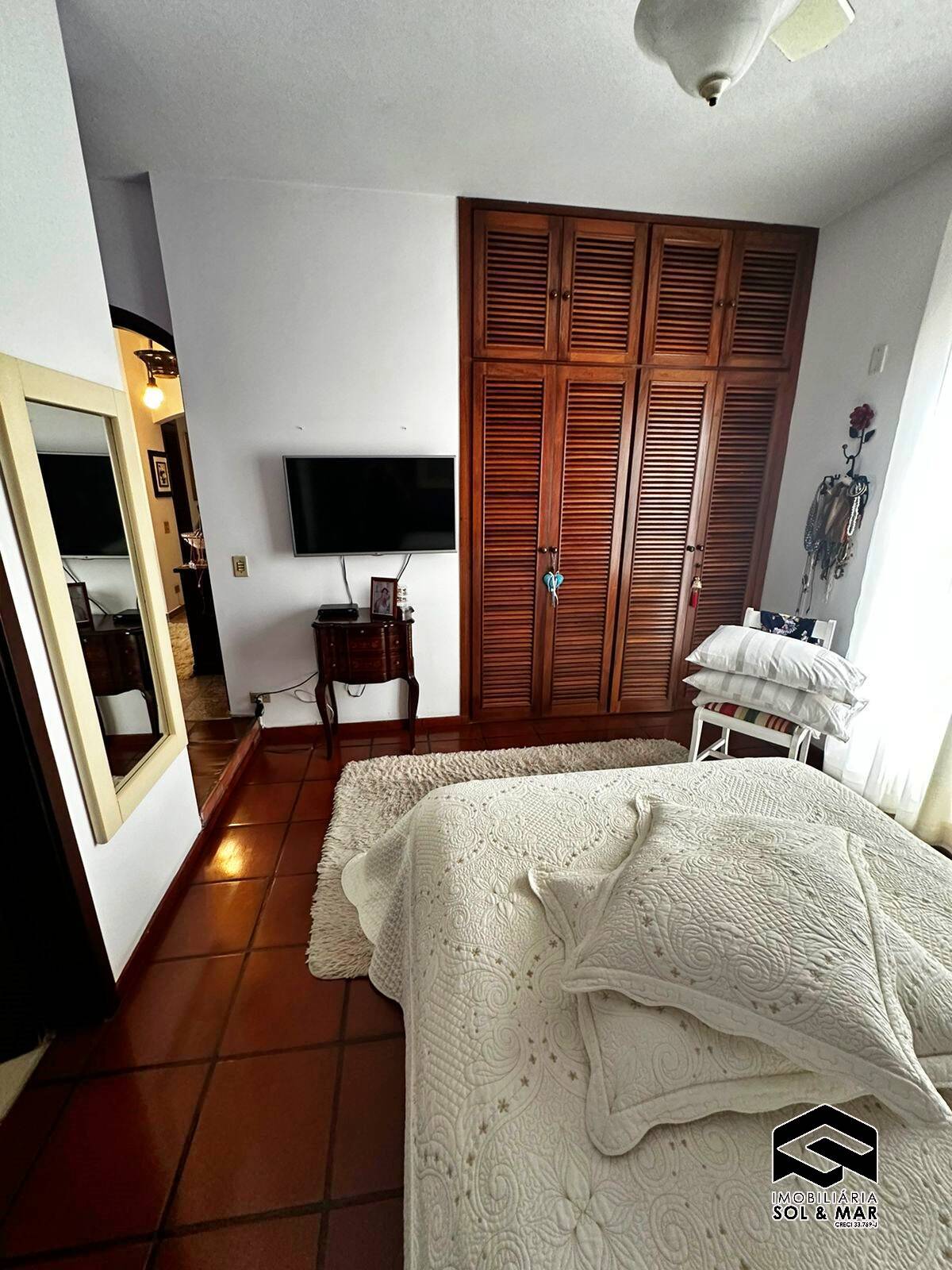 Apartamento à venda com 4 quartos, 240m² - Foto 18