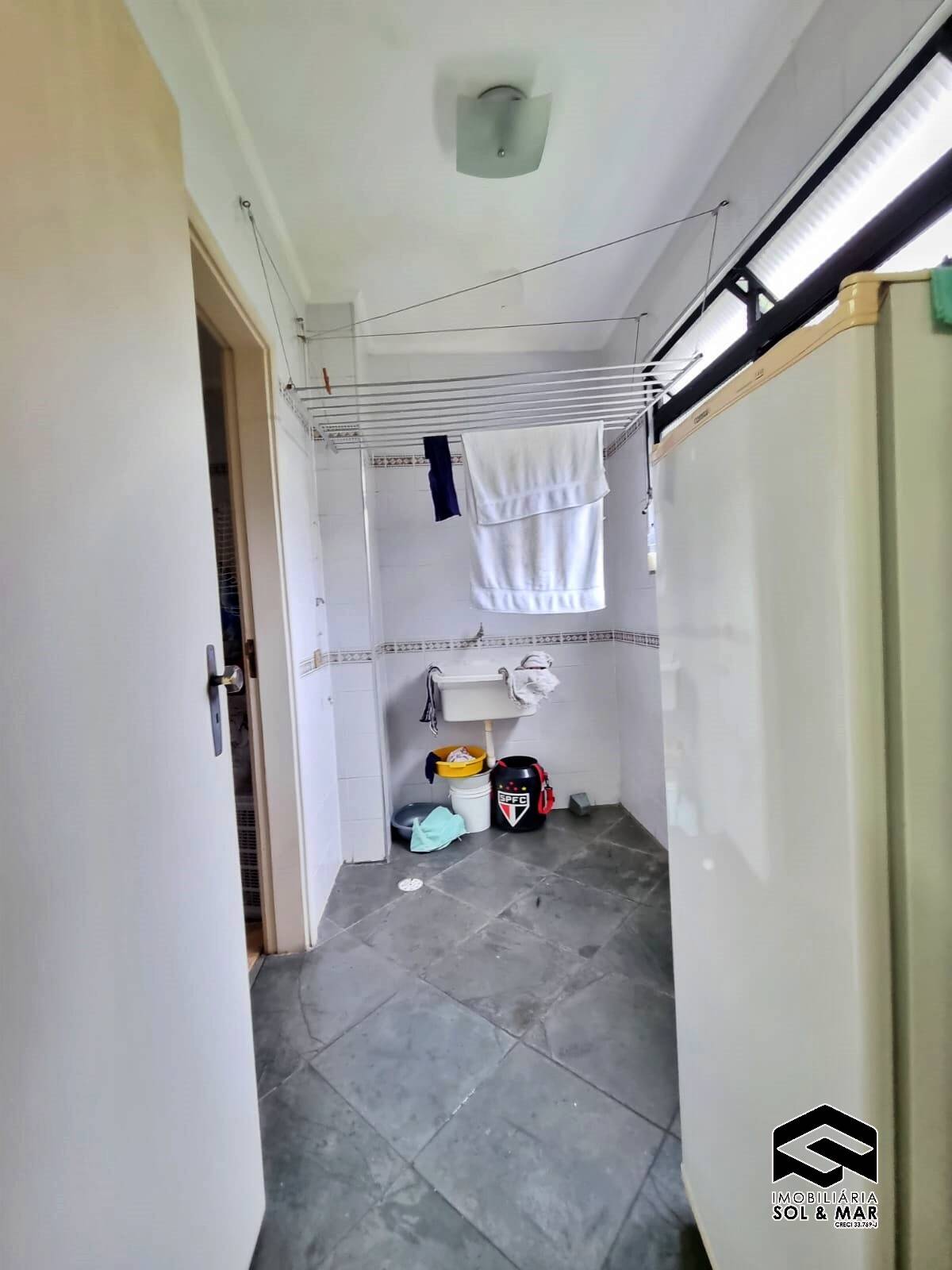 Apartamento à venda com 3 quartos, 170m² - Foto 17