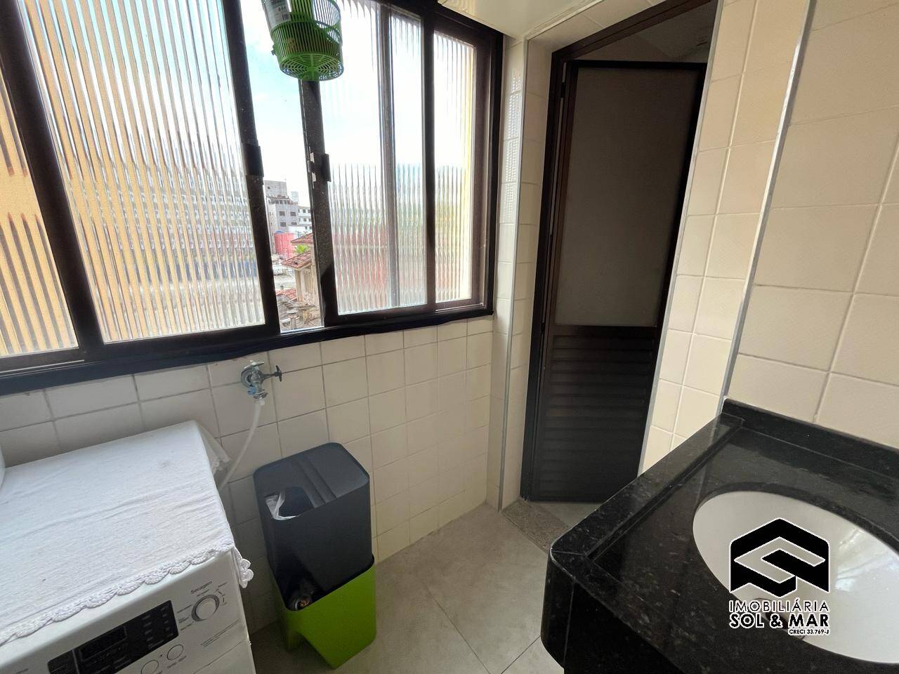 Apartamento à venda com 2 quartos, 64m² - Foto 14