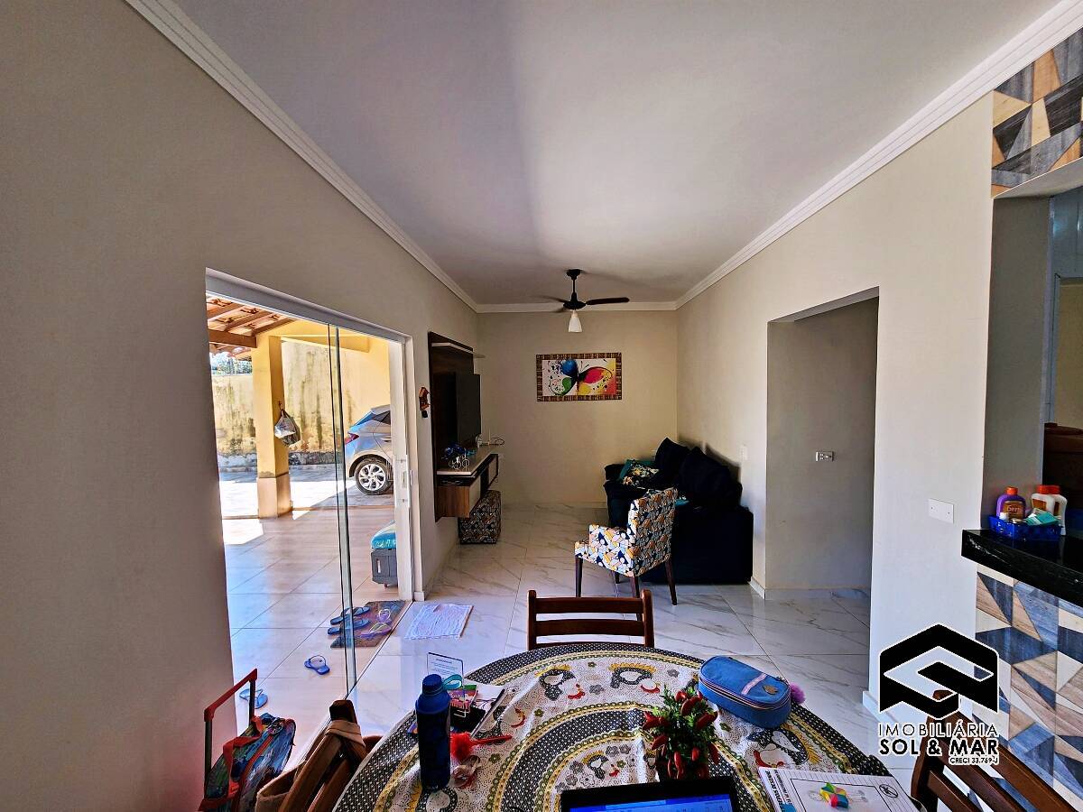 Casa à venda com 3 quartos, 160m² - Foto 2