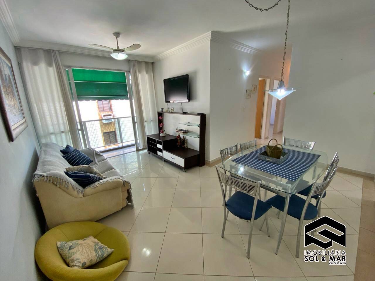 Apartamento à venda com 3 quartos, 75m² - Foto 2