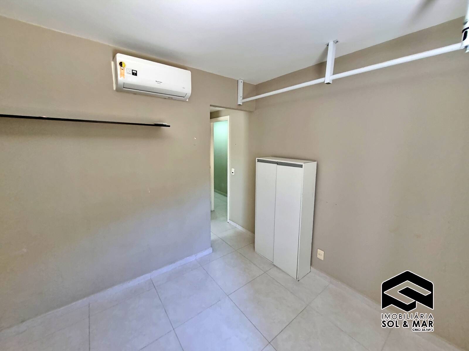 Apartamento para alugar com 3 quartos, 215m² - Foto 12