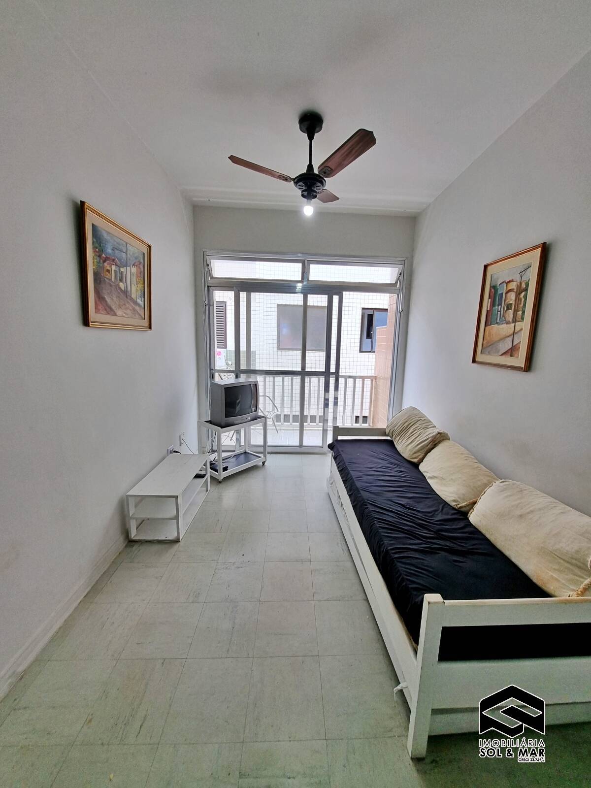 Apartamento à venda com 3 quartos, 70m² - Foto 2