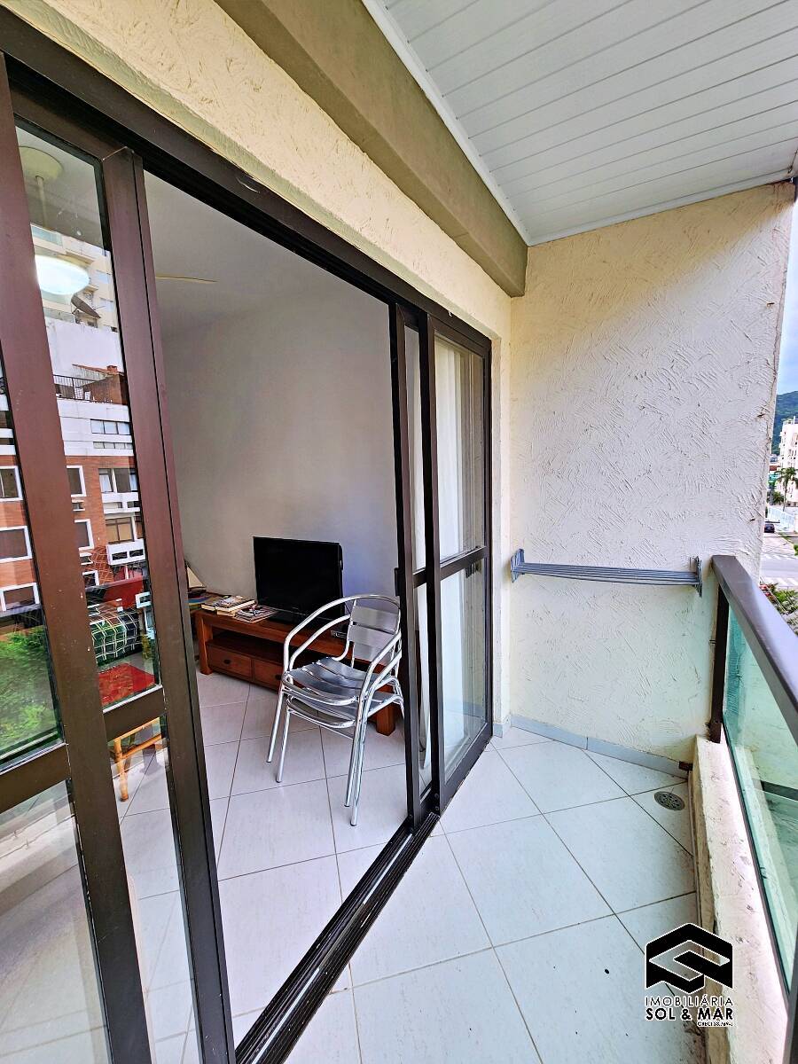 Apartamento à venda com 3 quartos, 75m² - Foto 8