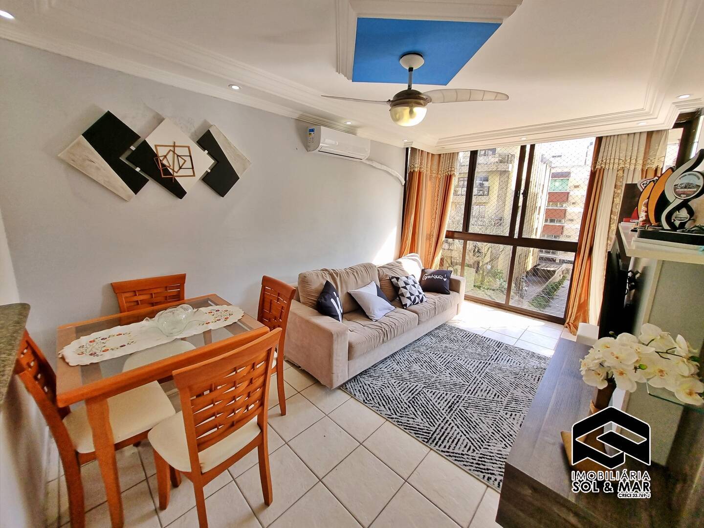 Apartamento à venda com 2 quartos, 65m² - Foto 1