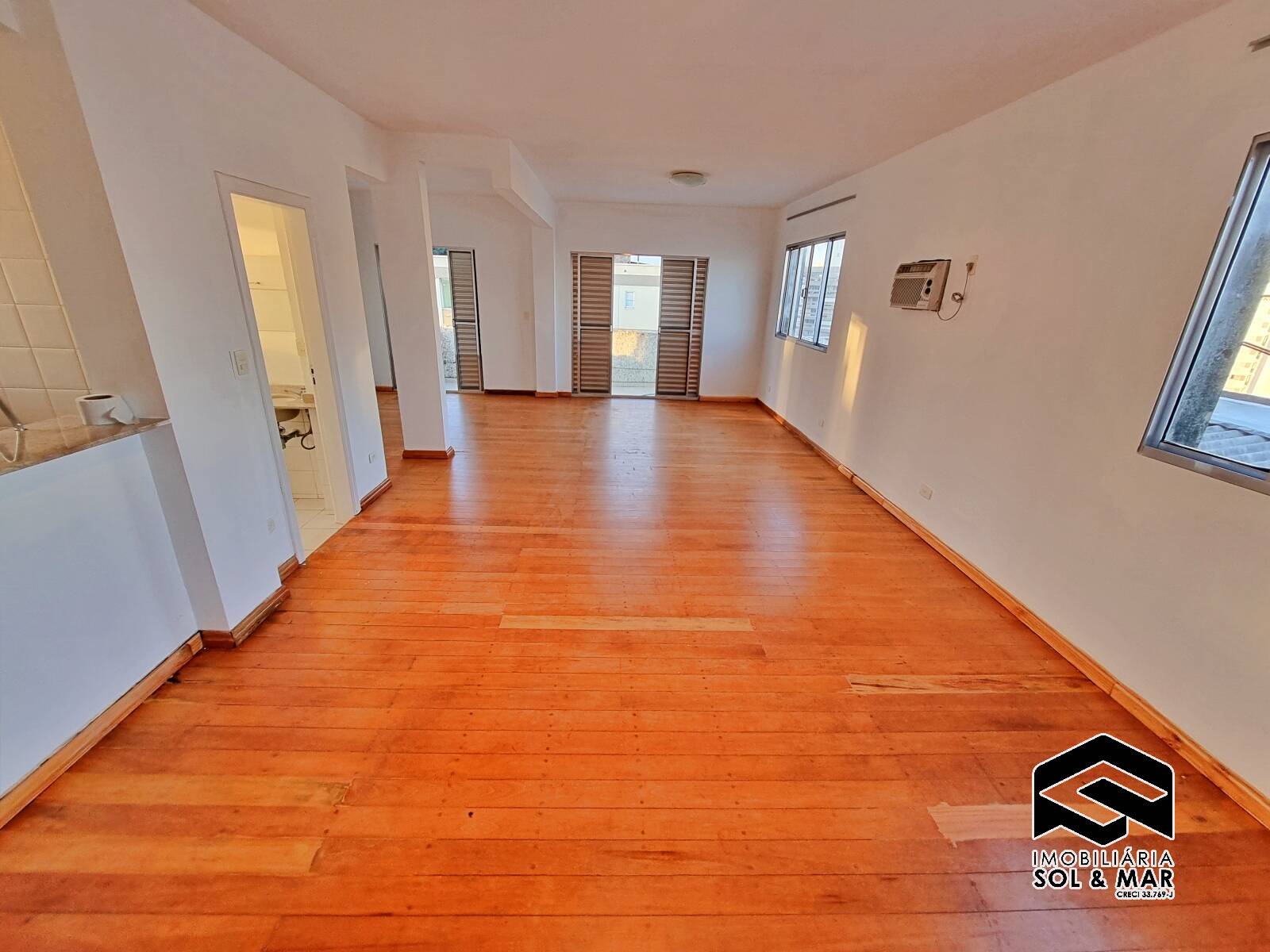 Apartamento à venda com 1 quarto, 48m² - Foto 2