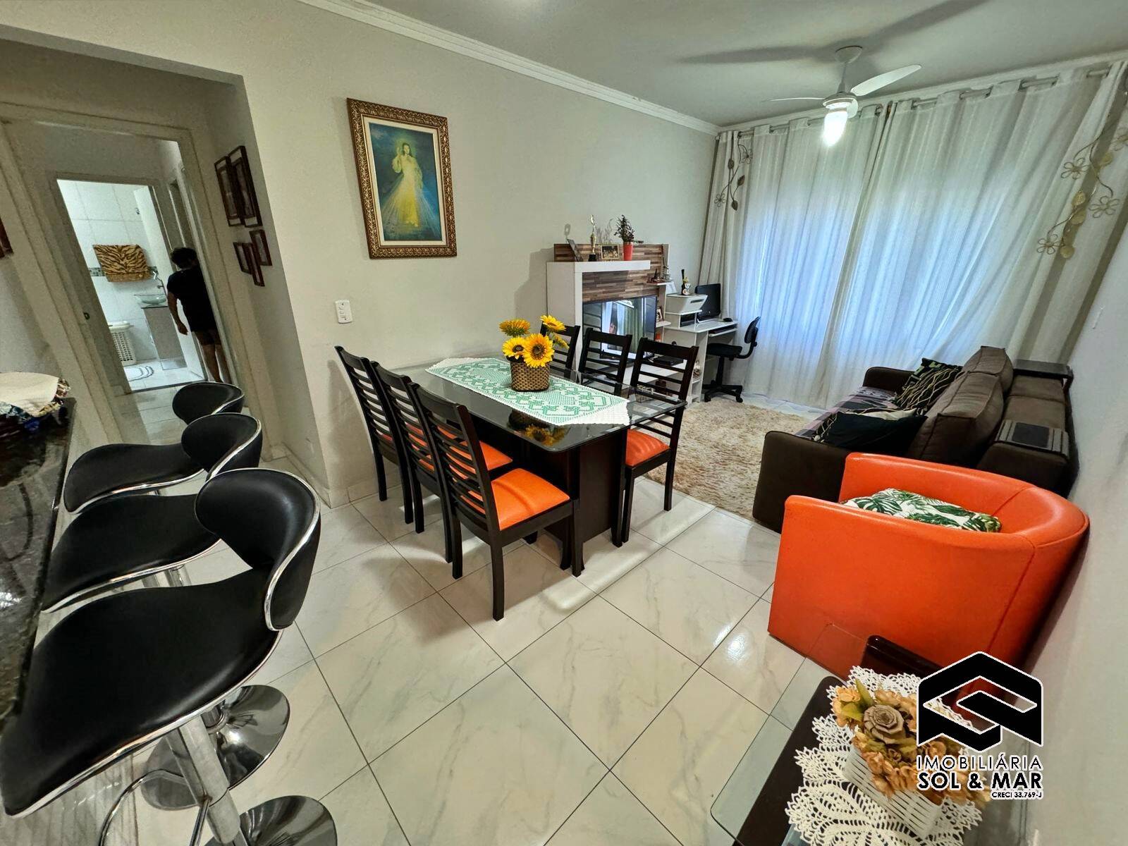 Apartamento à venda com 2 quartos, 60m² - Foto 1