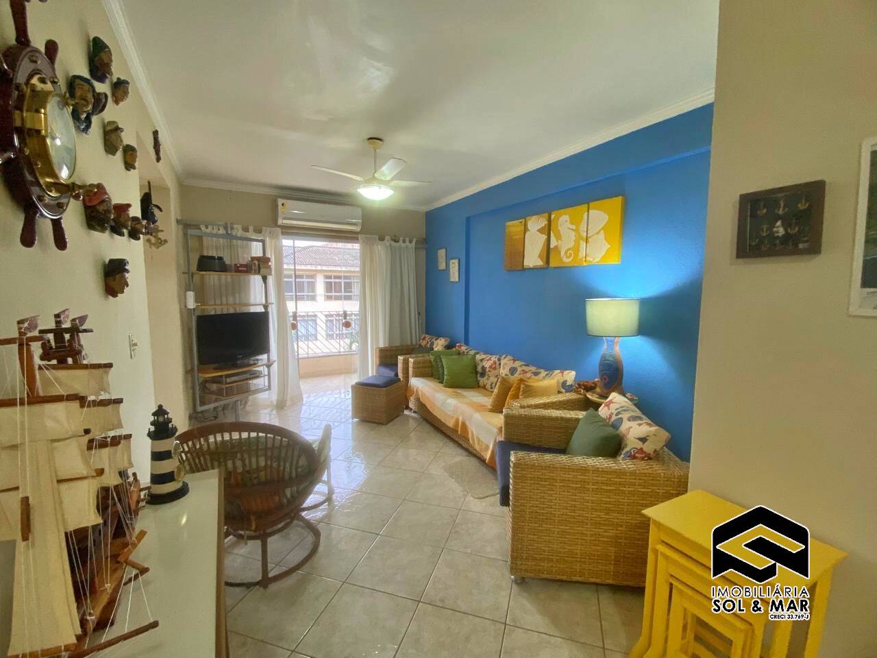 Apartamento à venda com 3 quartos, 140m² - Foto 1