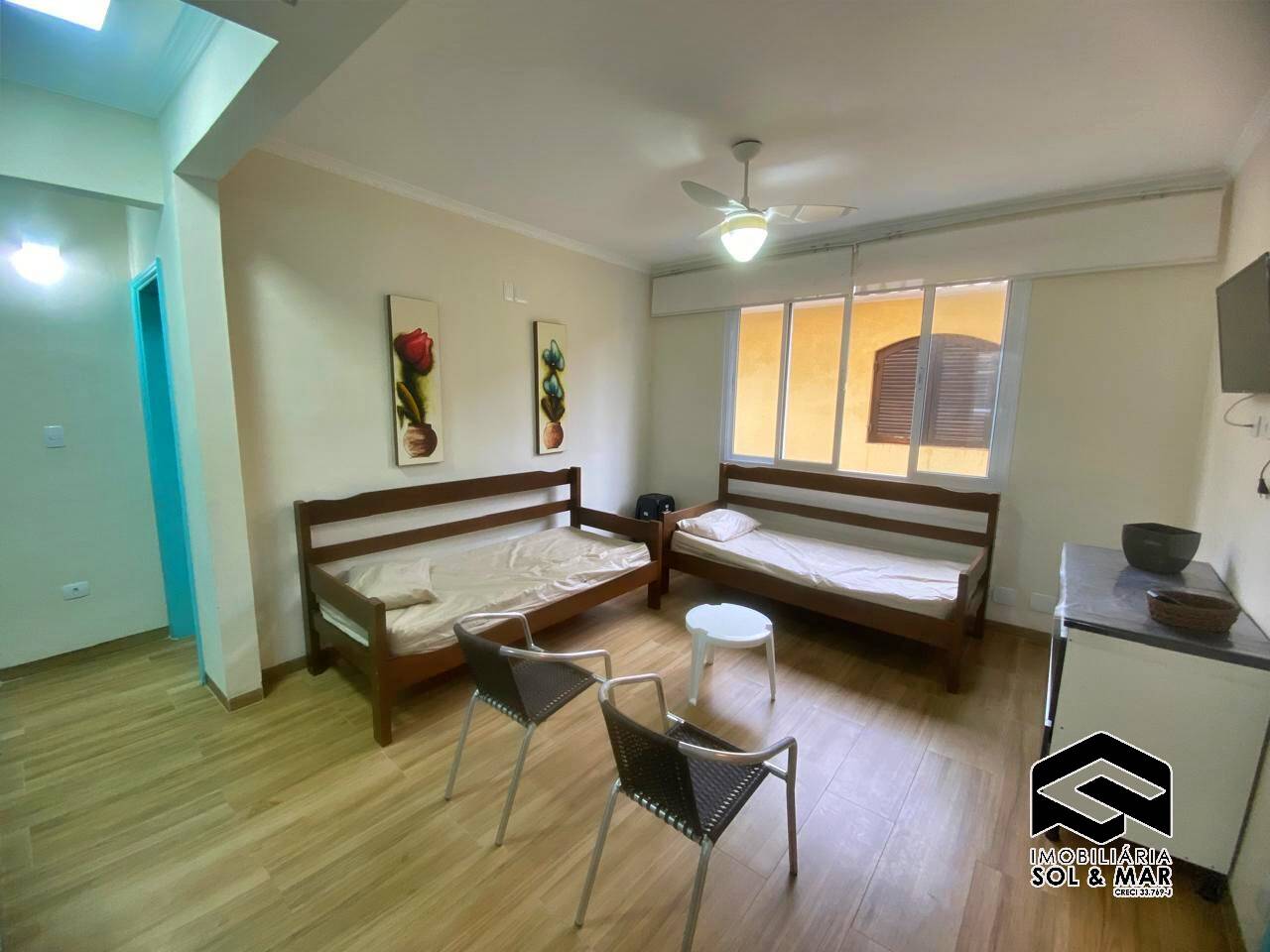 Apartamento à venda com 2 quartos, 65m² - Foto 1