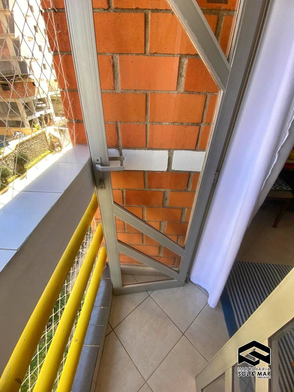 Apartamento à venda com 2 quartos, 70m² - Foto 4