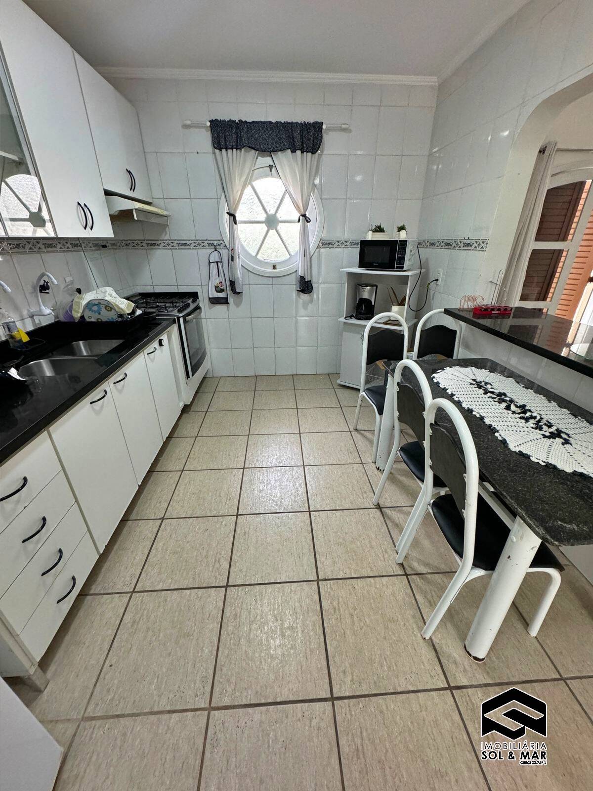 Casa à venda com 4 quartos, 120m² - Foto 11