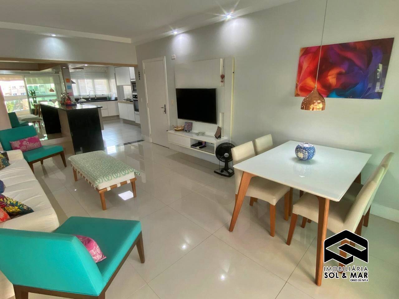 Apartamento à venda com 3 quartos, 130m² - Foto 2