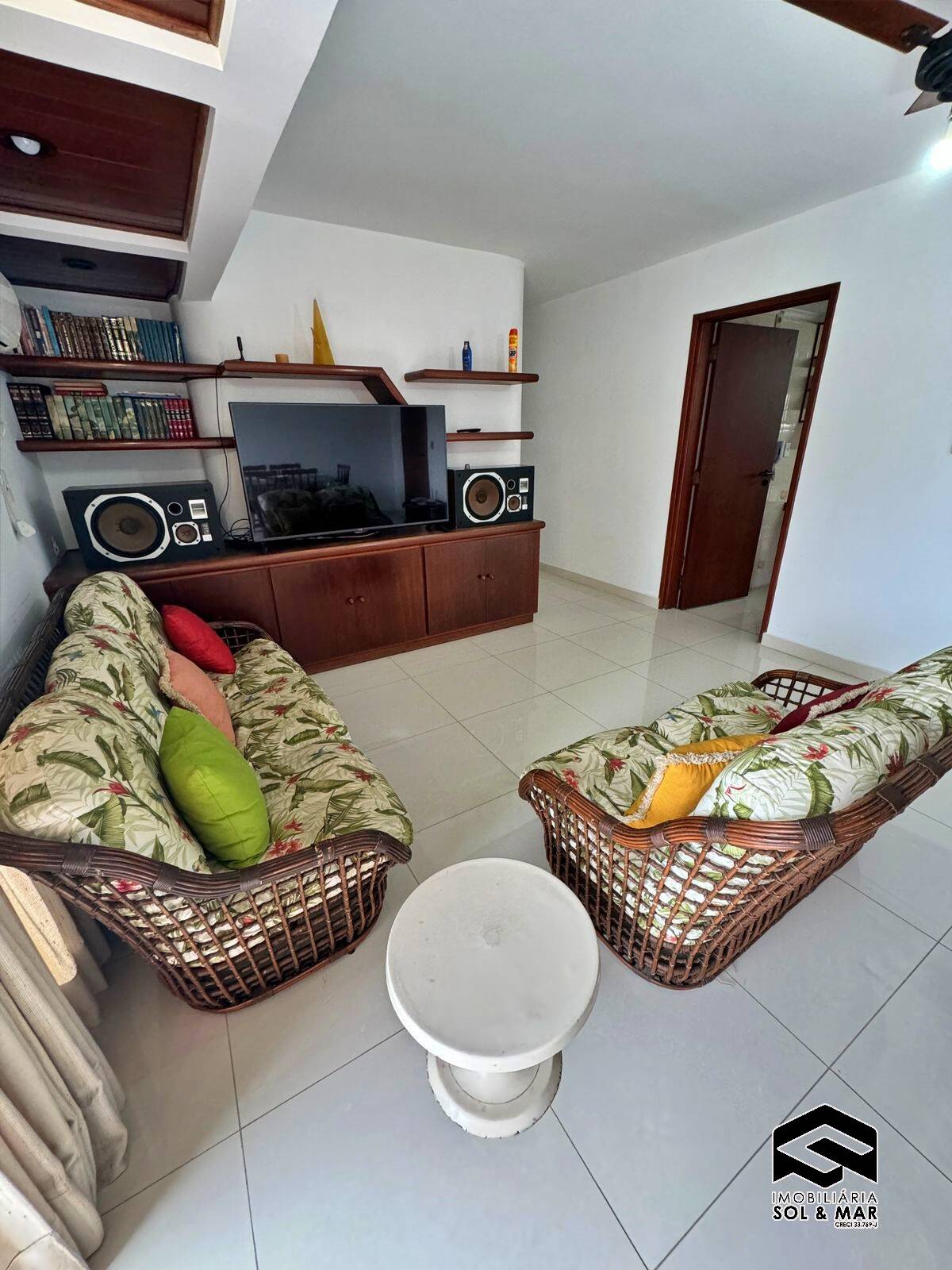 Apartamento para alugar com 4 quartos, 110m² - Foto 5