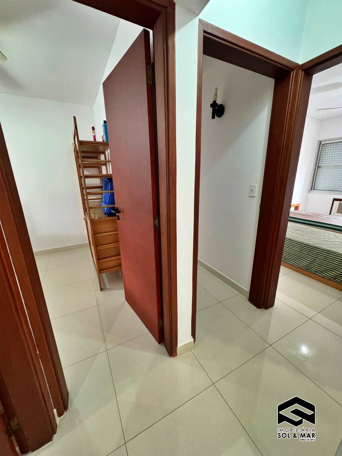 Apartamento para alugar com 4 quartos, 110m² - Foto 7