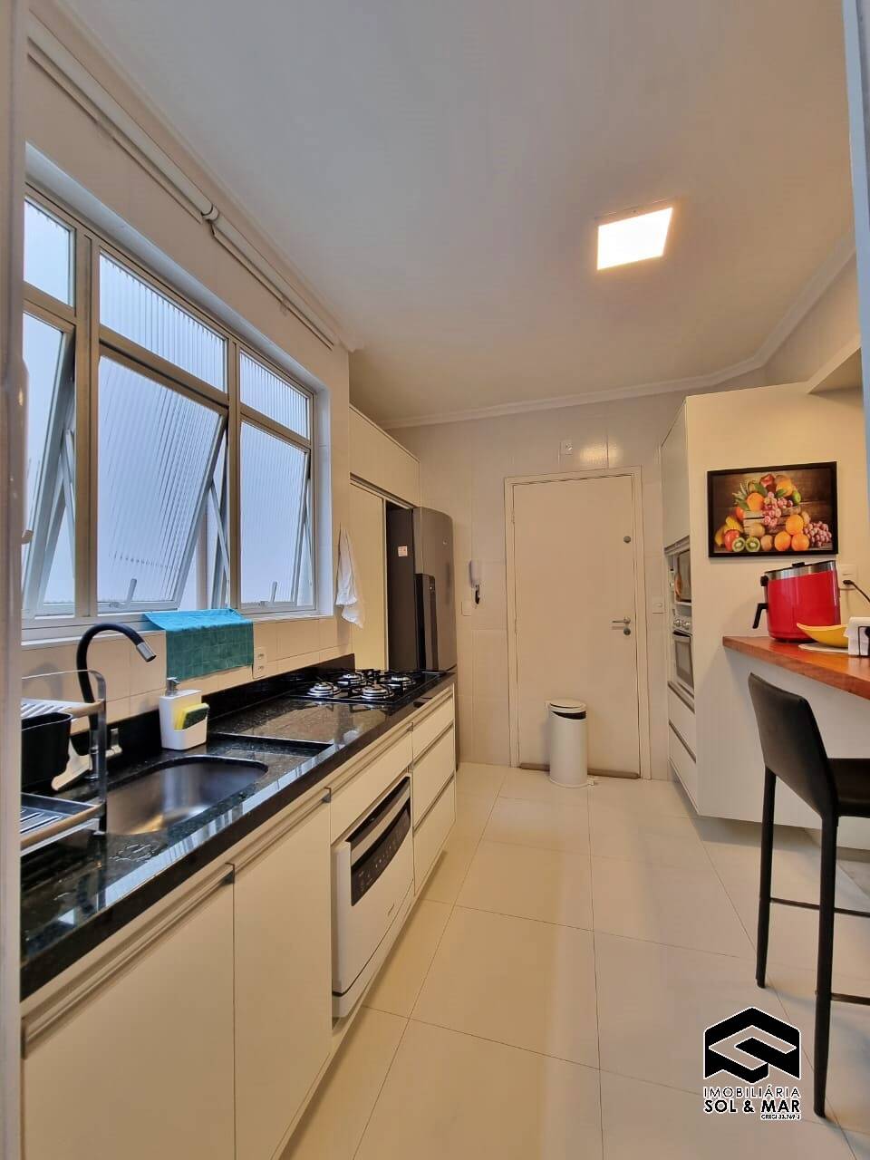 Apartamento à venda com 3 quartos, 85m² - Foto 8