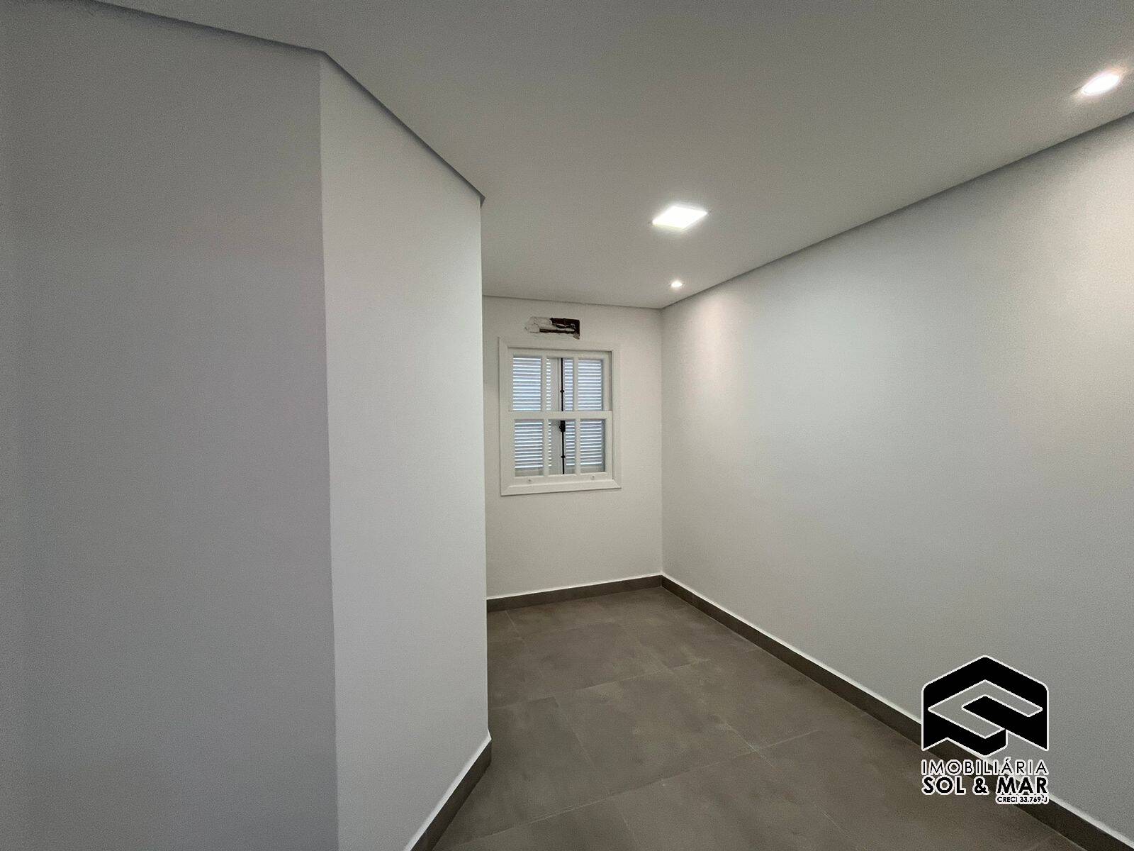 Casa à venda com 4 quartos, 320m² - Foto 16