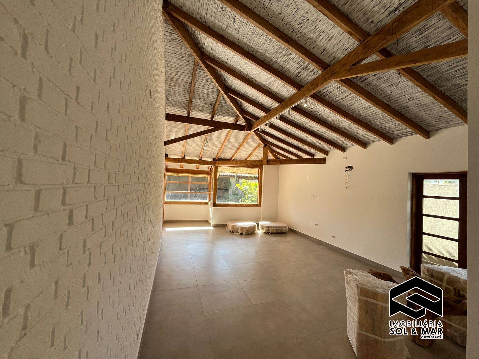 Casa à venda com 4 quartos, 320m² - Foto 22