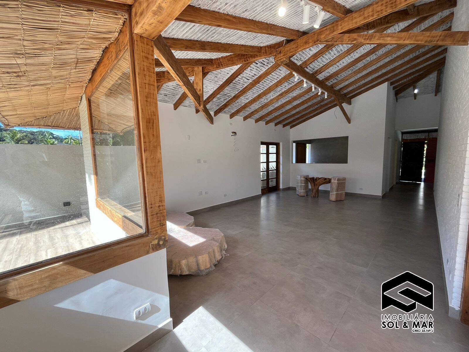 Casa à venda com 4 quartos, 320m² - Foto 23