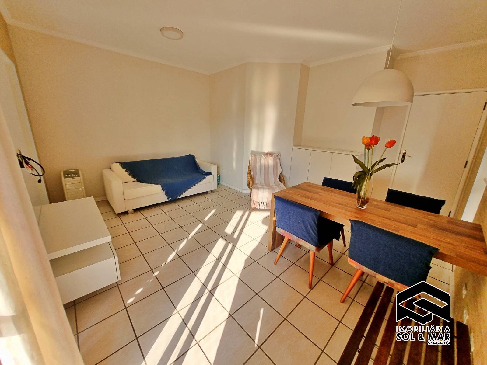 Apartamento à venda e aluguel com 2 quartos, 75m² - Foto 4