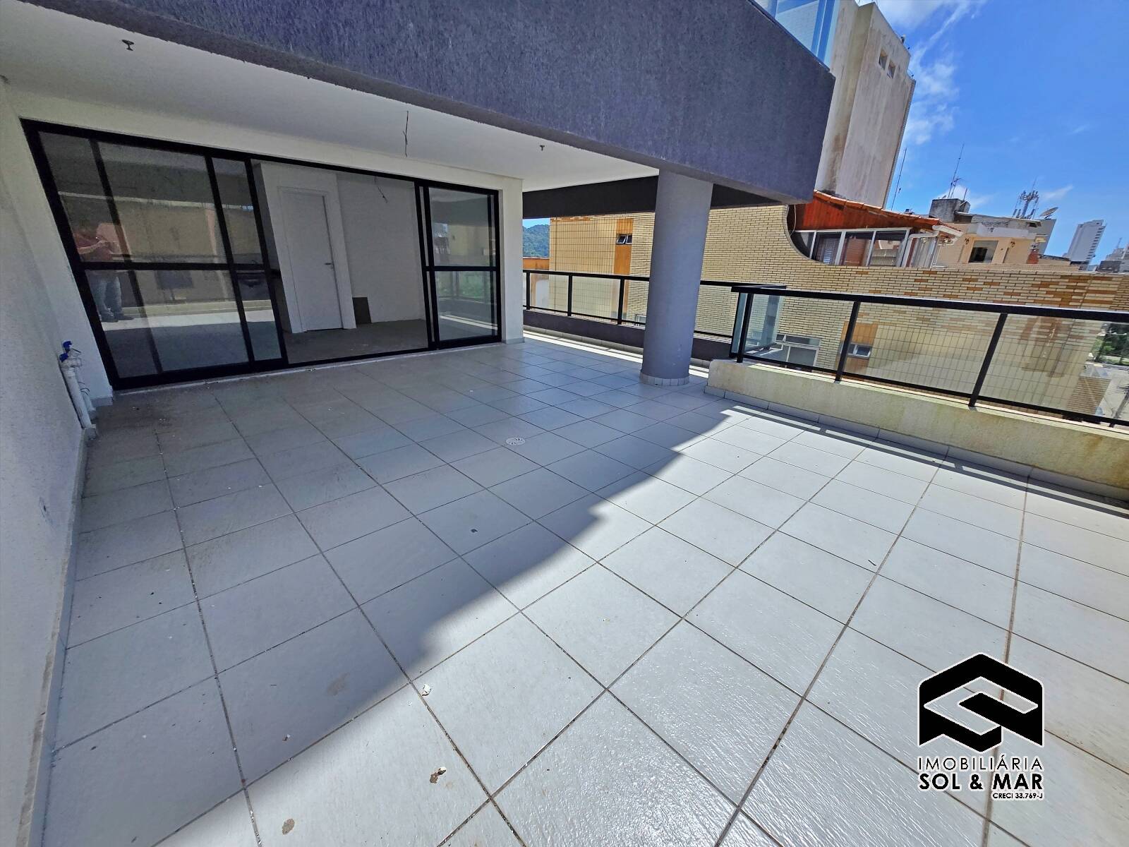 Apartamento à venda com 1 quarto, 64m² - Foto 5